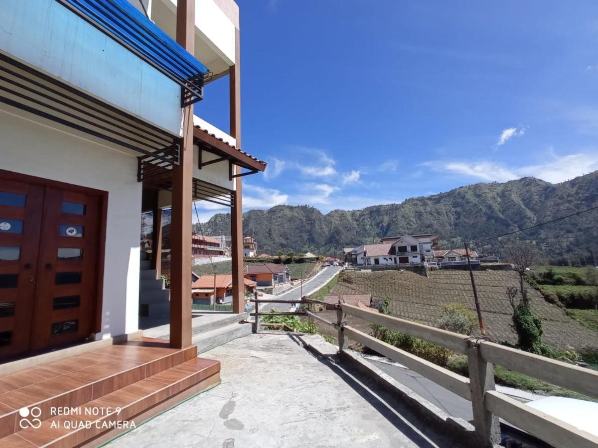 Bromo Deddy Homestay Ngoại thất bức ảnh